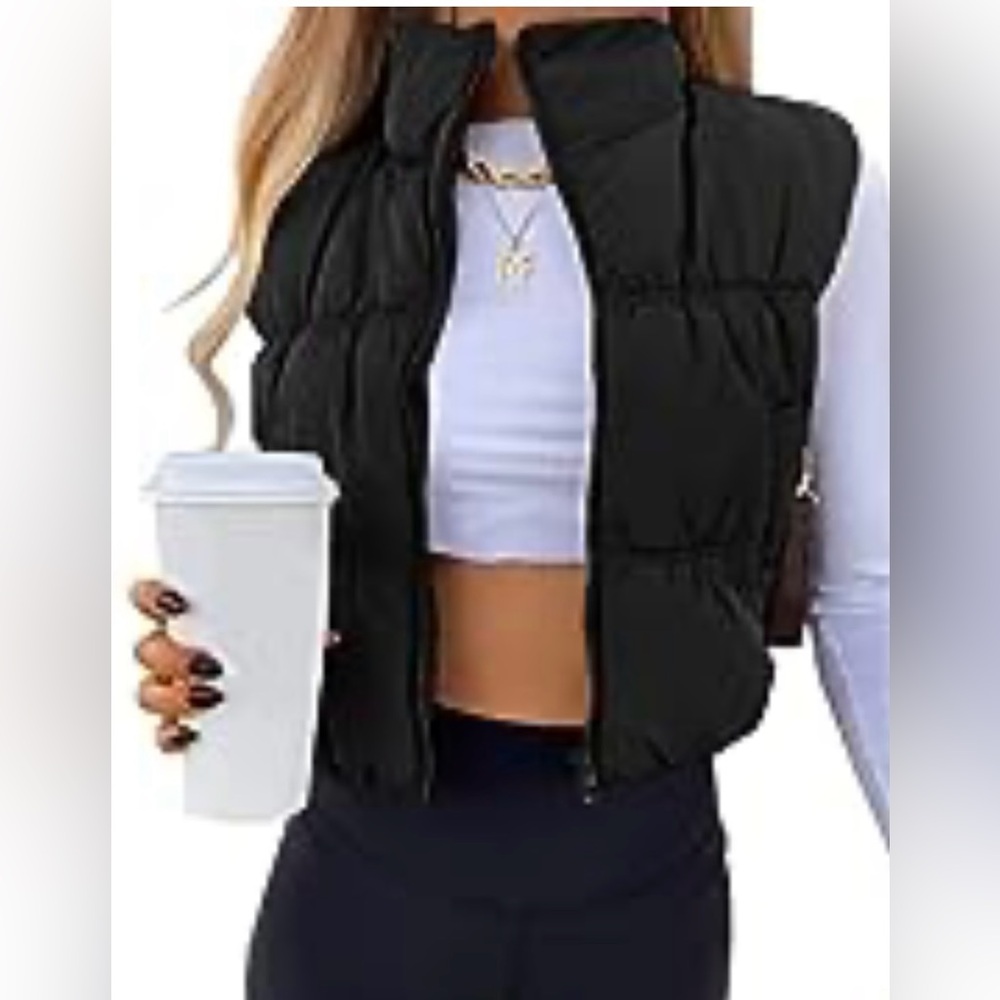 Athlisan Ladies cropped puffer vest zip up, stand collar, sleeveless